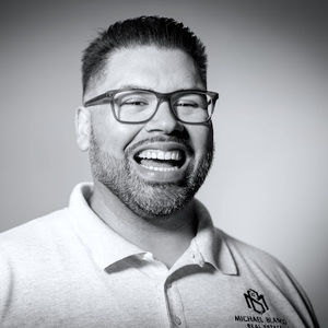 Meet your Posher, Michael